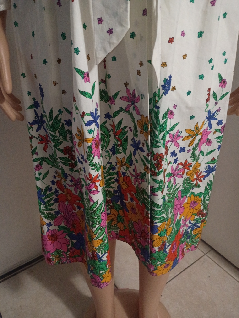 100% Cotton Talbots Ivory Midi Dress with Multicolor Floral Border - Picture 5 of 11
